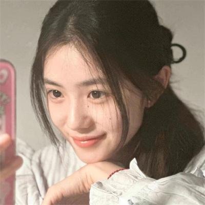毛衣女郎